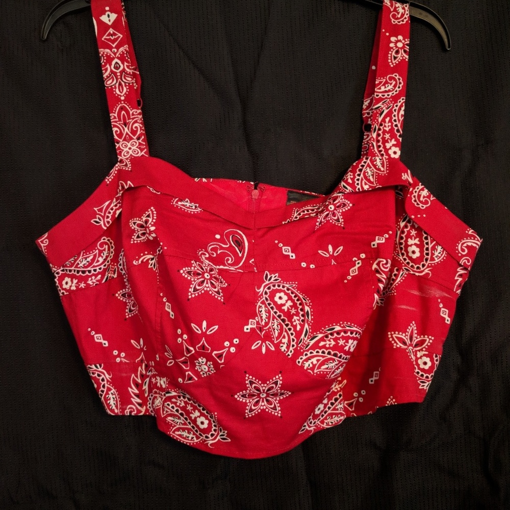 Never worn - Torrid - red bandana crop top